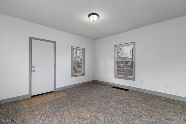 1747 5th Street SE, Canton, OH 44707