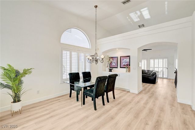 9178 Valley Spring Court, Las Vegas, NV 89147