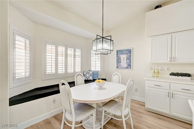 9178 Valley Spring Court, Las Vegas, NV 89147