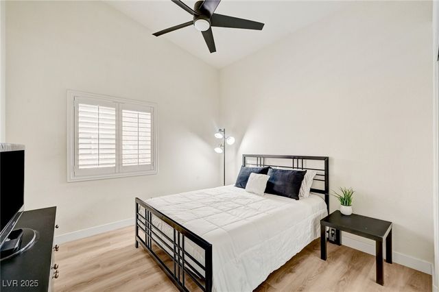 9178 Valley Spring Court, Las Vegas, NV 89147