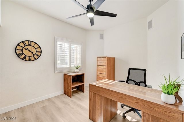 9178 Valley Spring Court, Las Vegas, NV 89147