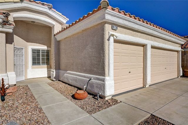 9178 Valley Spring Court, Las Vegas, NV 89147