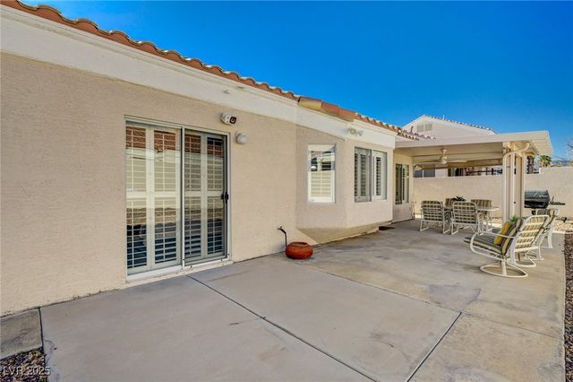 9178 Valley Spring Court, Las Vegas, NV 89147