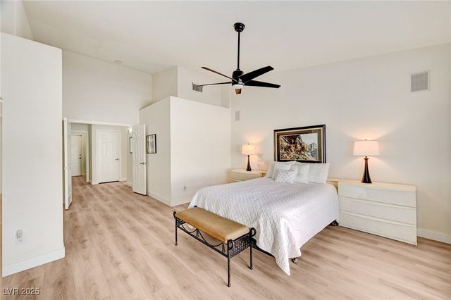 9178 Valley Spring Court, Las Vegas, NV 89147