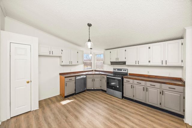 10940 Old Highway 52, Westmoreland, TN 37186