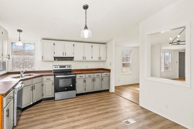 10940 Old Highway 52, Westmoreland, TN 37186