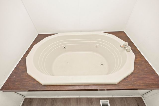 10940 Old Highway 52, Westmoreland, TN 37186