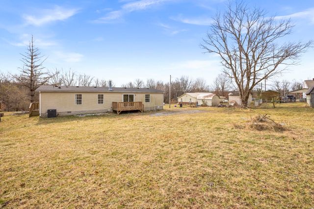 10940 Old Highway 52, Westmoreland, TN 37186