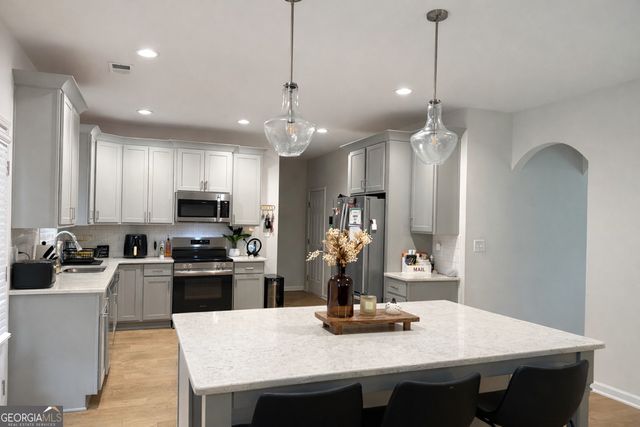 4355 Cornwall Drive, Forsyth, GA 31029