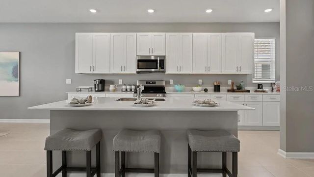1801 RIDER RAIN LANE, Apopka, FL 32703