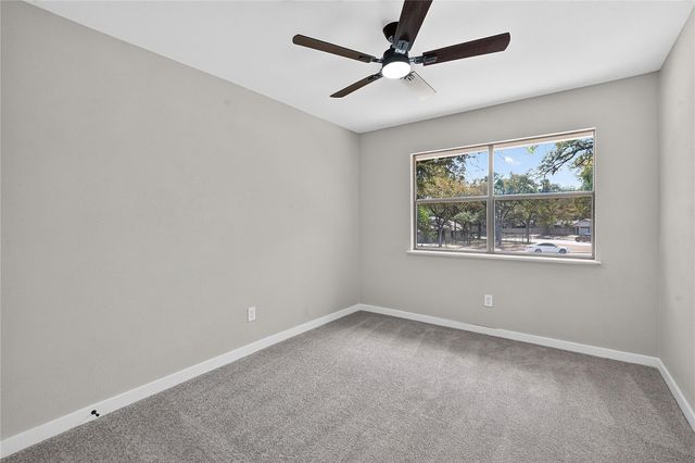 11202 Balcones Woods CV, Austin, TX 78759