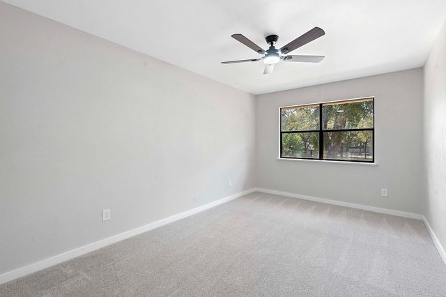 11202 Balcones Woods CV, Austin, TX 78759