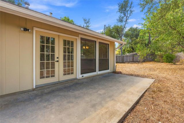 11202 Balcones Woods CV, Austin, TX 78759