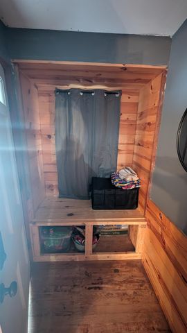 2434 S Ellis Ave, Wichita, KS 67216