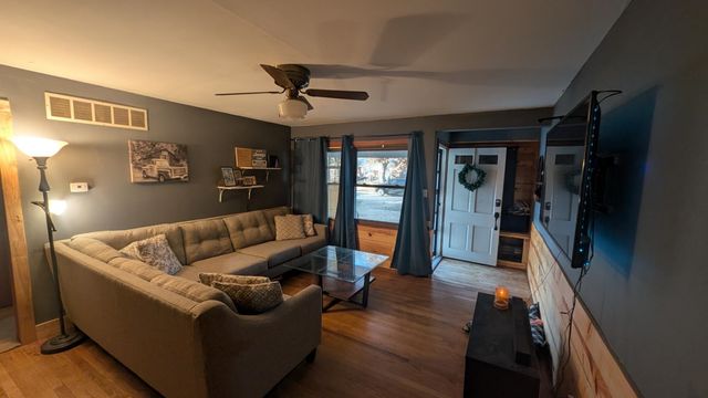 2434 S Ellis Ave, Wichita, KS 67216