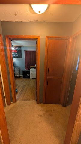 2434 S Ellis Ave, Wichita, KS 67216