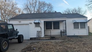 2434 S Ellis Ave, Wichita, KS 67216