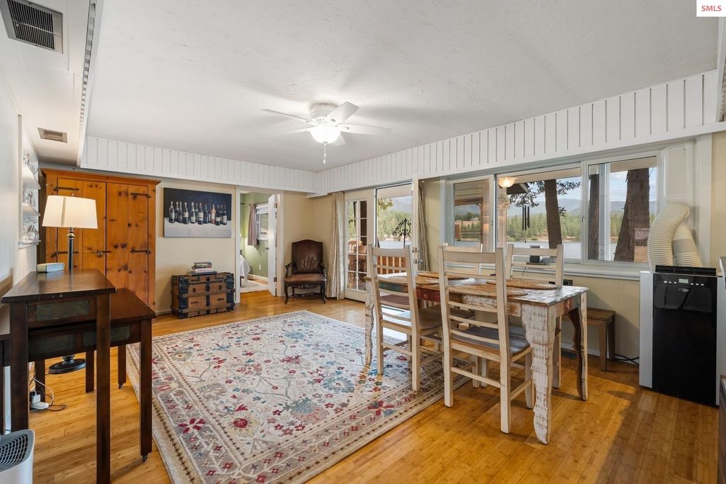 2255 Gypsy Bay Rd, Sagle, ID 83860 photo 13