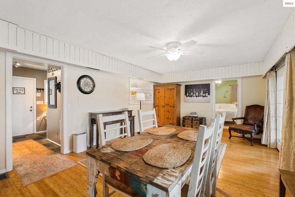 2255 Gypsy Bay Rd, Sagle, ID 83860 photo 14