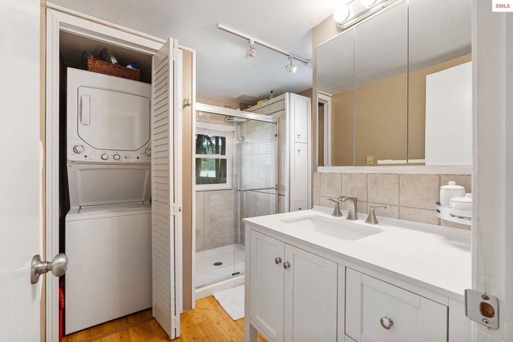 2255 Gypsy Bay Rd, Sagle, ID 83860 photo 26