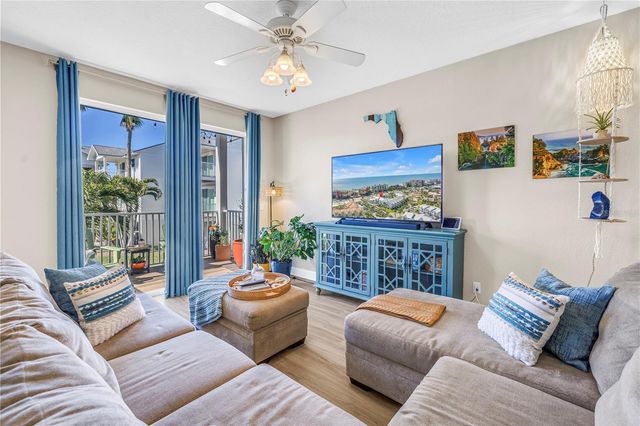 103 BATH CLUB CONCOURSE, North Redington Beach, FL 33708