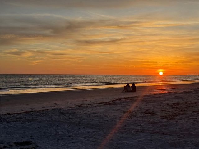 103 BATH CLUB CONCOURSE, North Redington Beach, FL 33708