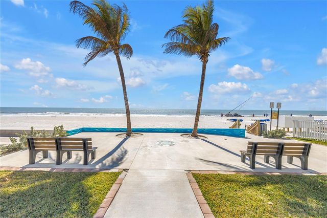 103 BATH CLUB CONCOURSE, North Redington Beach, FL 33708