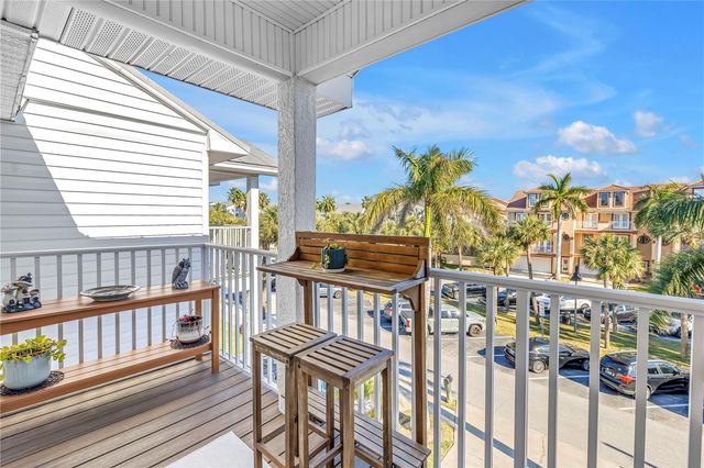 103 BATH CLUB CONCOURSE, North Redington Beach, FL 33708