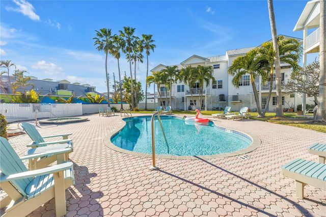 103 BATH CLUB CONCOURSE, North Redington Beach, FL 33708