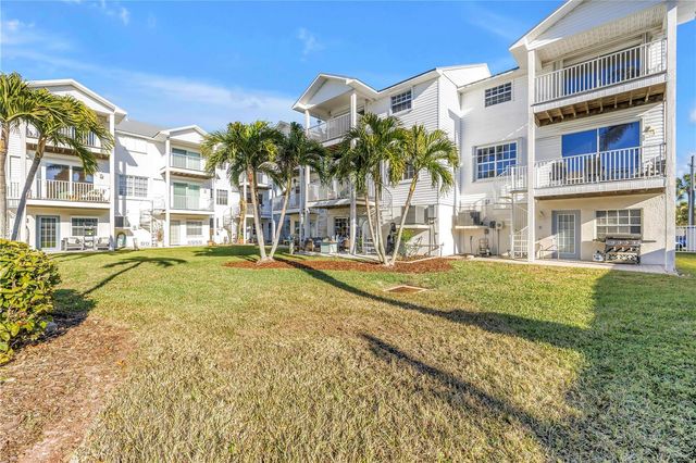 103 BATH CLUB CONCOURSE, North Redington Beach, FL 33708