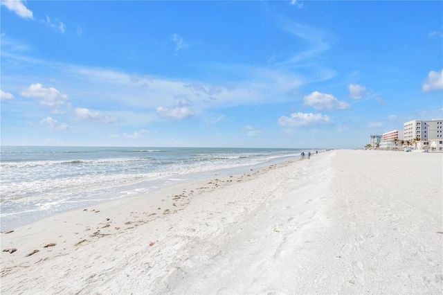 103 BATH CLUB CONCOURSE, North Redington Beach, FL 33708