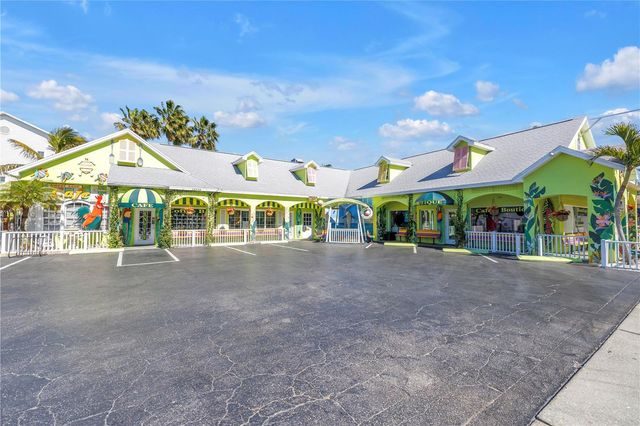 103 BATH CLUB CONCOURSE, North Redington Beach, FL 33708