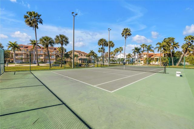 103 BATH CLUB CONCOURSE, North Redington Beach, FL 33708