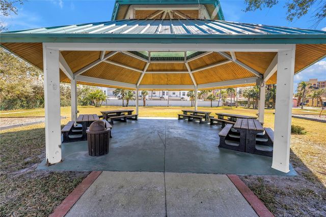 103 BATH CLUB CONCOURSE, North Redington Beach, FL 33708