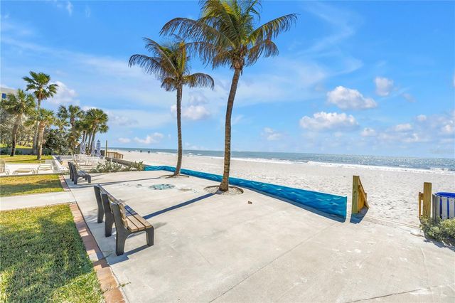 103 BATH CLUB CONCOURSE, North Redington Beach, FL 33708