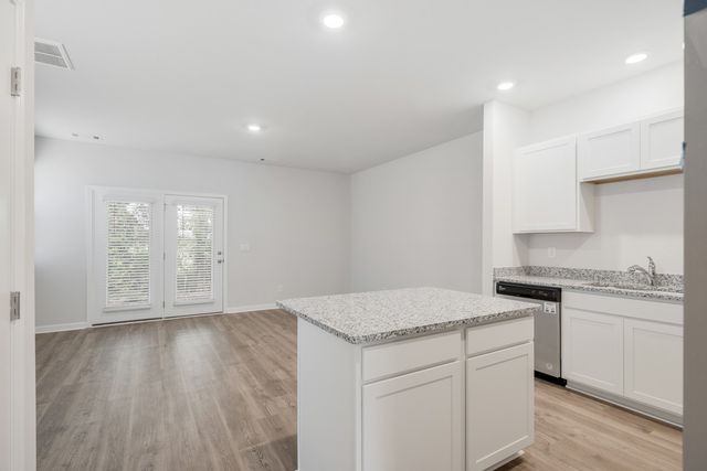 118 Cecil Rd, Lebanon, TN 37087