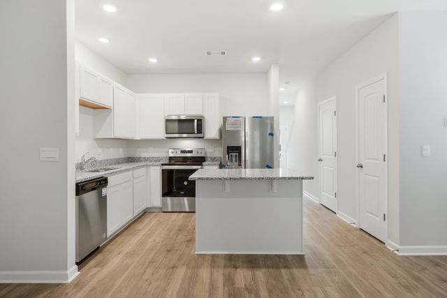 118 Cecil Rd, Lebanon, TN 37087