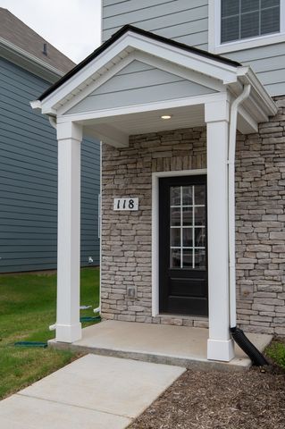 118 Cecil Rd, Lebanon, TN 37087