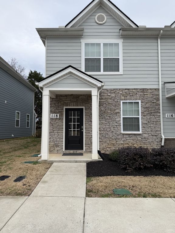 118 Cecil Rd, Lebanon, TN 37087