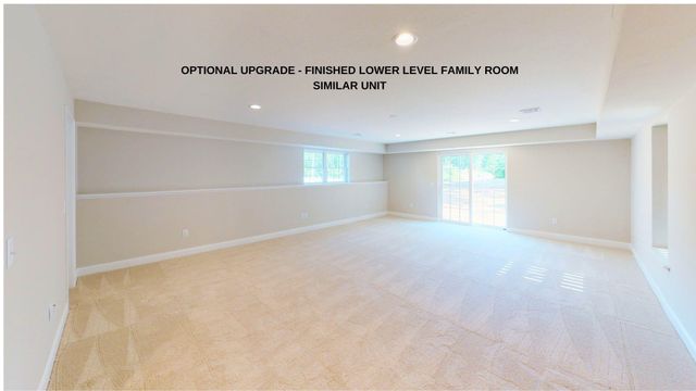 63A Sunset Ridge Rd, Epping, NH 03042