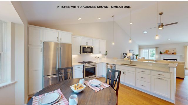 63A Sunset Ridge Rd, Epping, NH 03042