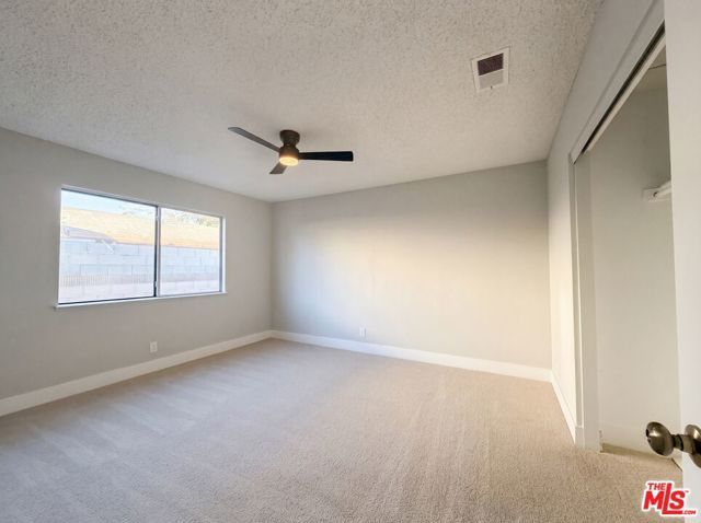 2553 E Avenue J4, Lancaster, CA 93535