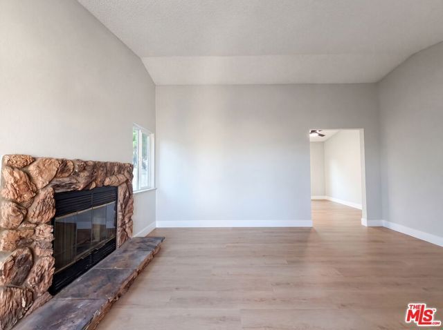2553 E Avenue J4, Lancaster, CA 93535