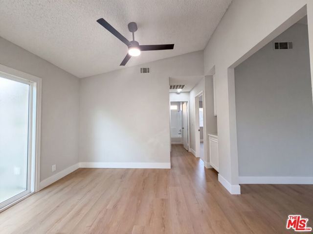 2553 E Avenue J4, Lancaster, CA 93535