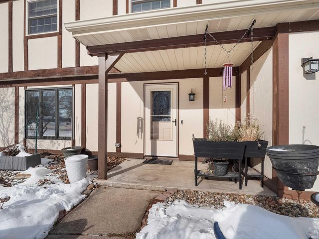 6515 Londonderry Lane, Fort Wayne, IN 46835