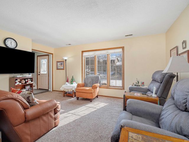 6515 Londonderry Lane, Fort Wayne, IN 46835