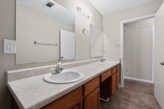 3195 BEAUCHAMP DR, Memphis, TN 38118