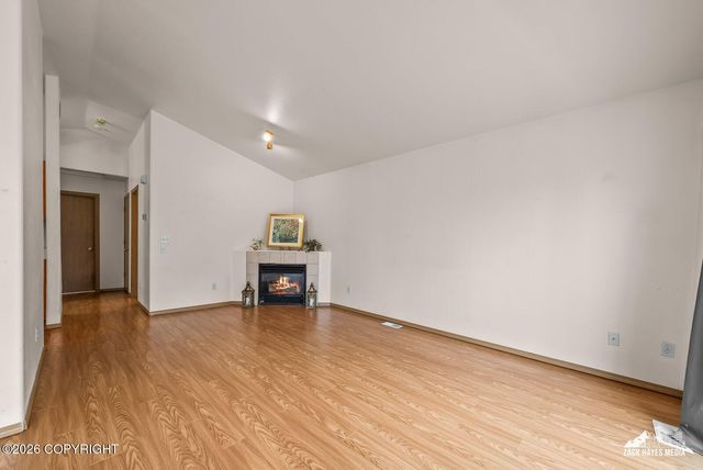2113 W 47th Avenue, Anchorage, AK 99517
