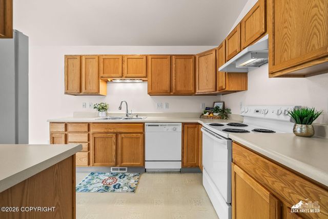 2113 W 47th Avenue, Anchorage, AK 99517