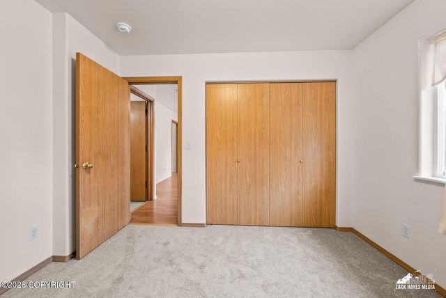 2113 W 47th Avenue, Anchorage, AK 99517